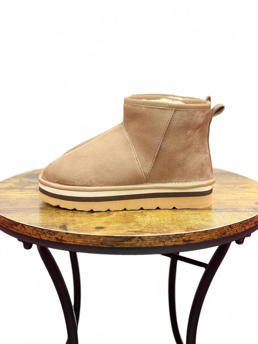 NEW OLEM women's suede platform boots in taupe